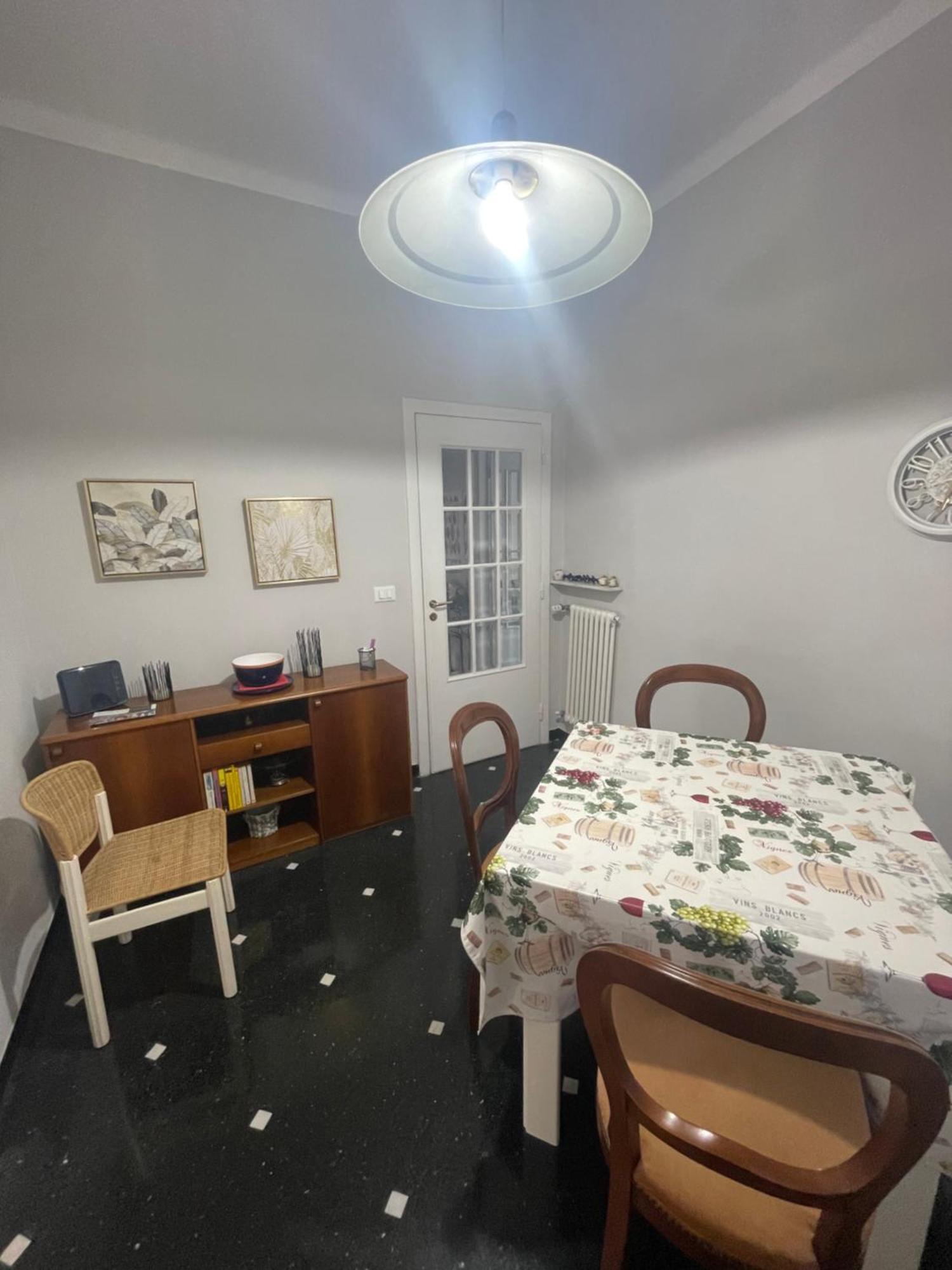 Casa Di Aldo: Una Casa Nel Centro Di Nervi. Genoa Exterior photo